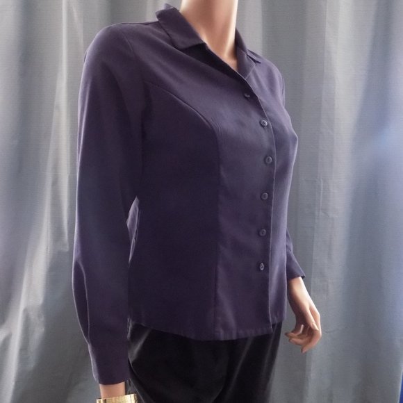 Laura Scott Petites  Button-Down Purple Top. - Picture 2 of 5